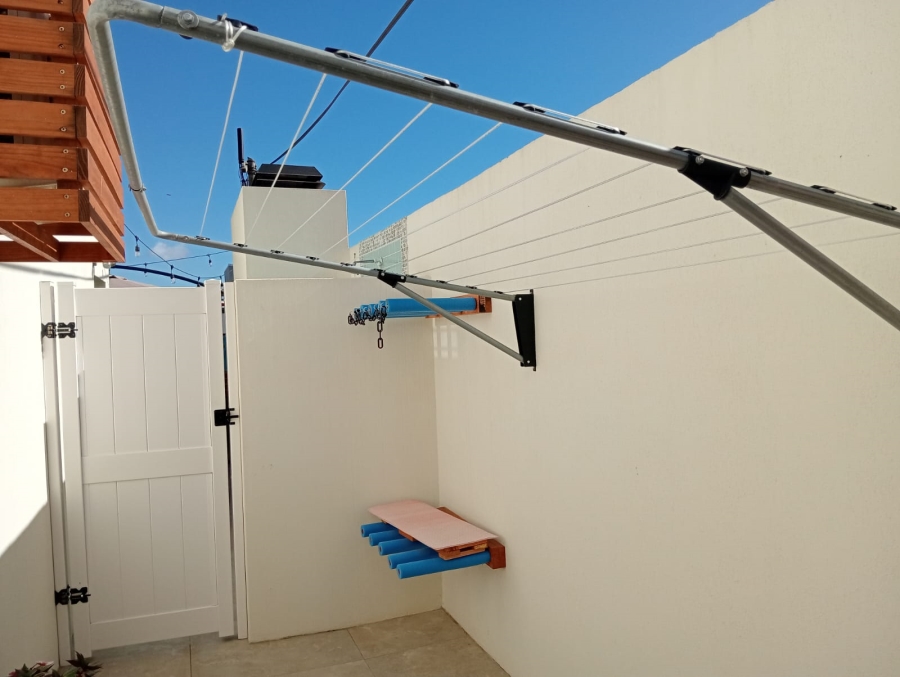 3 Bedroom Property for Sale in Jeffreys Bay Central Eastern Cape